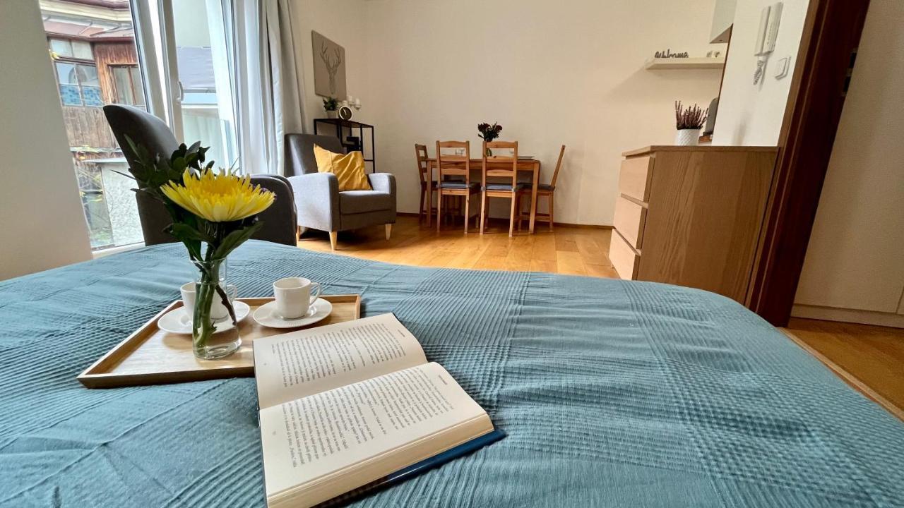 The Apartment Close To The City Center And O2 Arena Prag Exteriör bild
